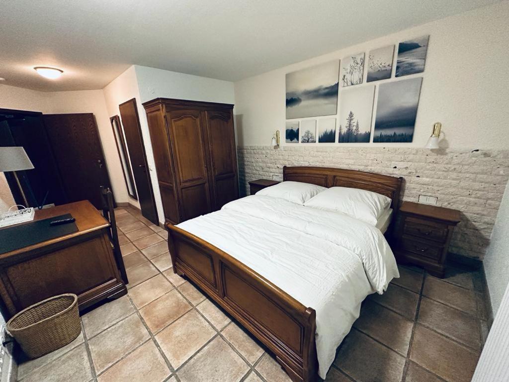 Hotel Zur Linde Saarlouis Kültér fotó
