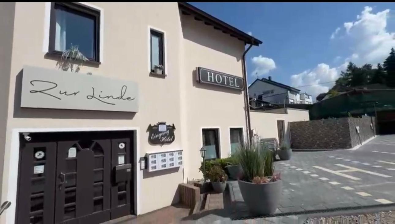 Hotel Zur Linde Saarlouis Kültér fotó